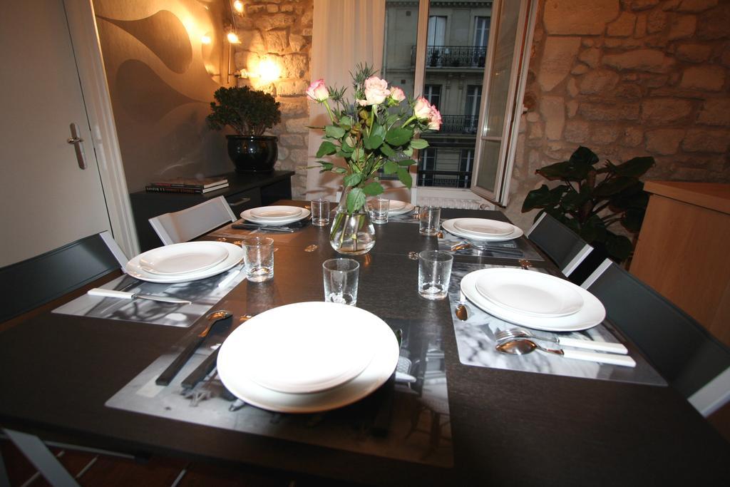 Parisinteriorsrentals - Beautiful Le Marais Notre Dame Appartement Exterior photo